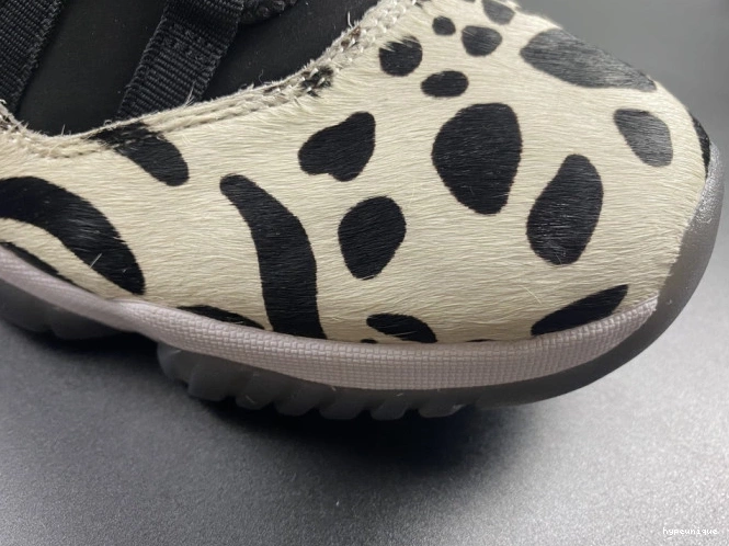 HYPE 11 INSTINCT AR0715-010 ANIMAL JORDAN AIR 0812